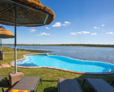 Infinity pool at Mongena main lodge